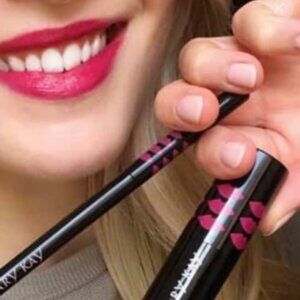 Mary Kay Lipstick and Liner in Pink